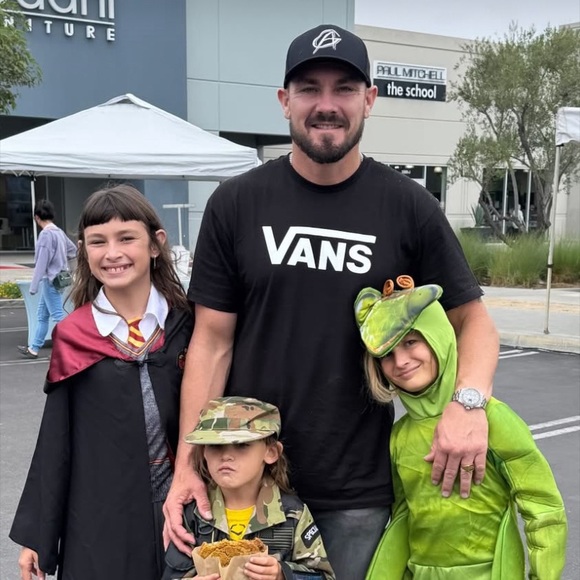 REASONABLE Offers Welcome! 31 to 10,000 Sold on Posh - Picture 1 of 17